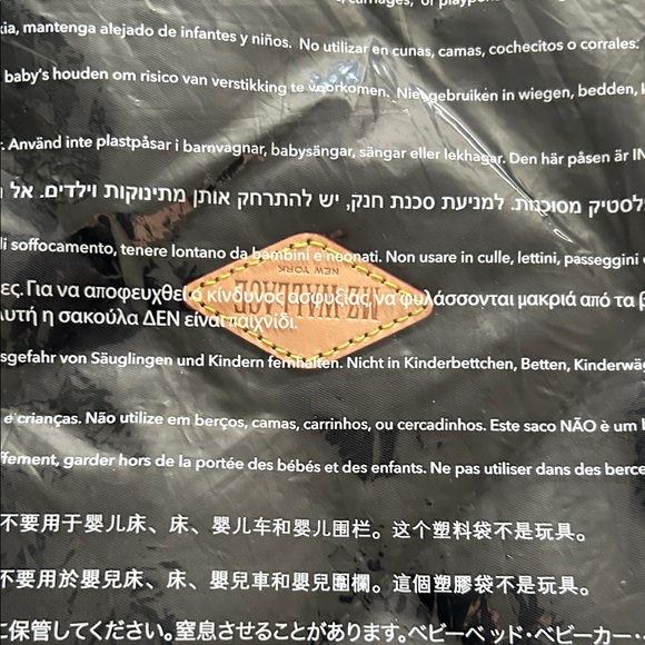 Great gift! MZ Wallace Madison Weekender Black Quilted Travel Bag NWT - Picture 11 of 12